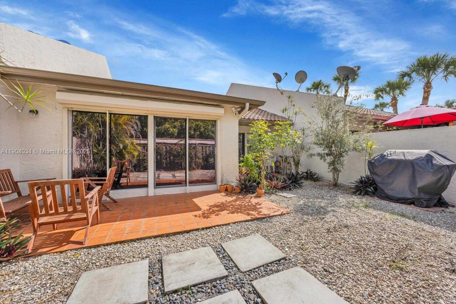 Small Image of 8596 SOUTH WEST 115TH PL, Miami Number 34