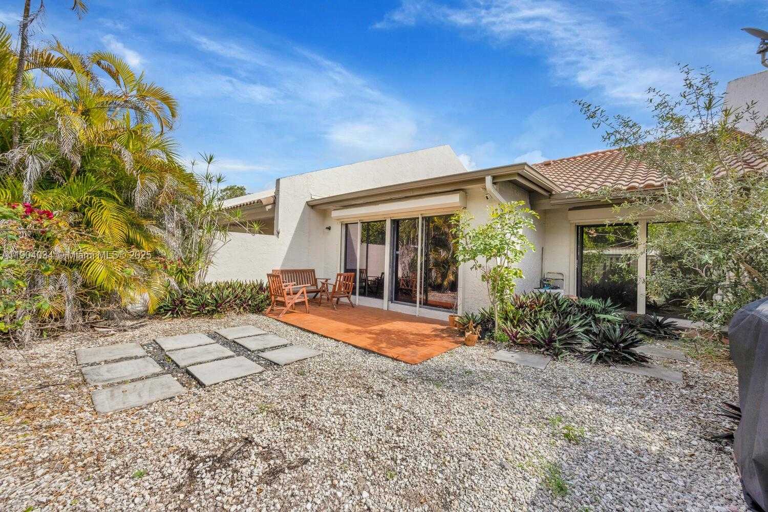 Small Image of 8596 SOUTH WEST 115TH PL, Miami Number 35