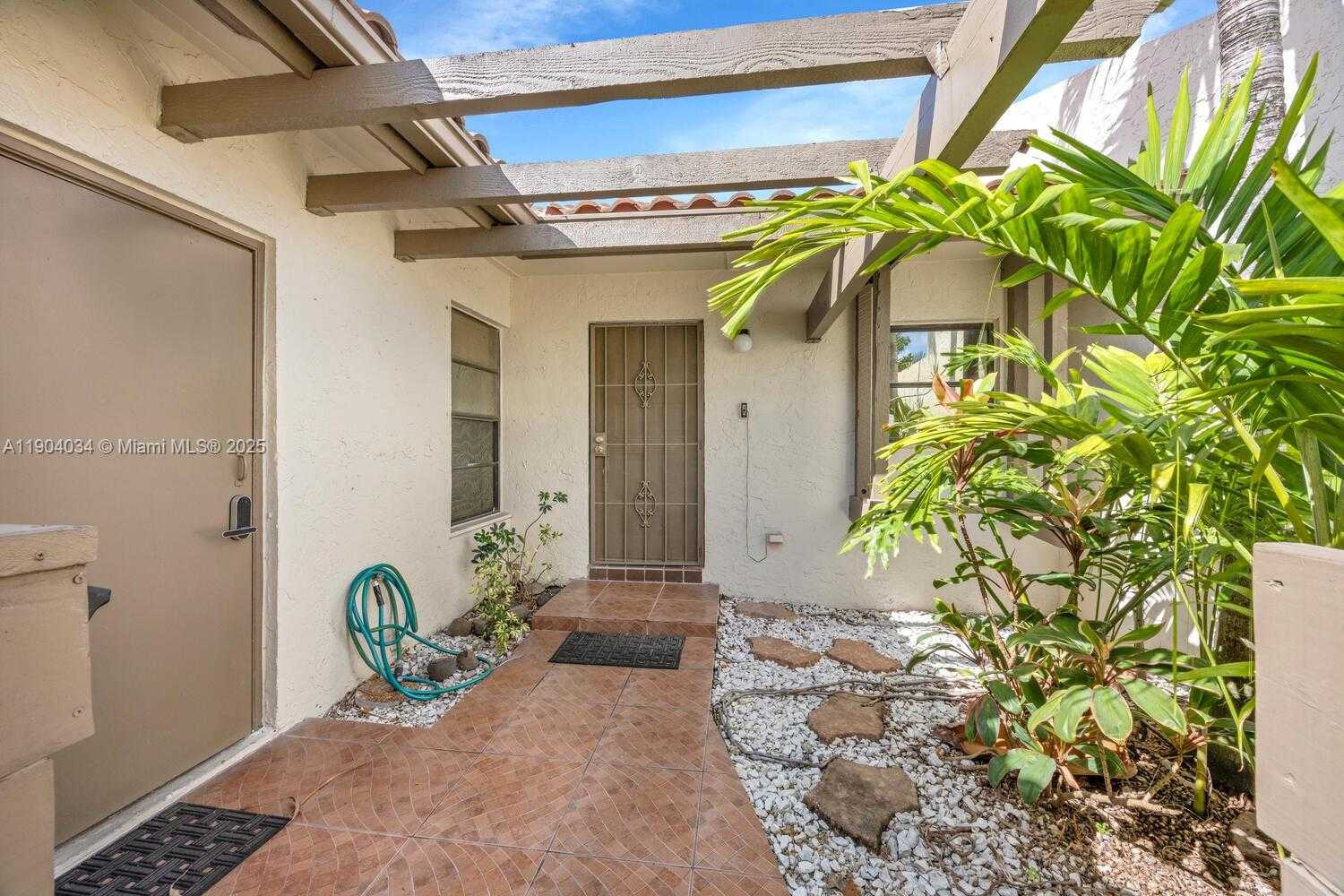 Small Image of 8596 SOUTH WEST 115TH PL, Miami Number 5