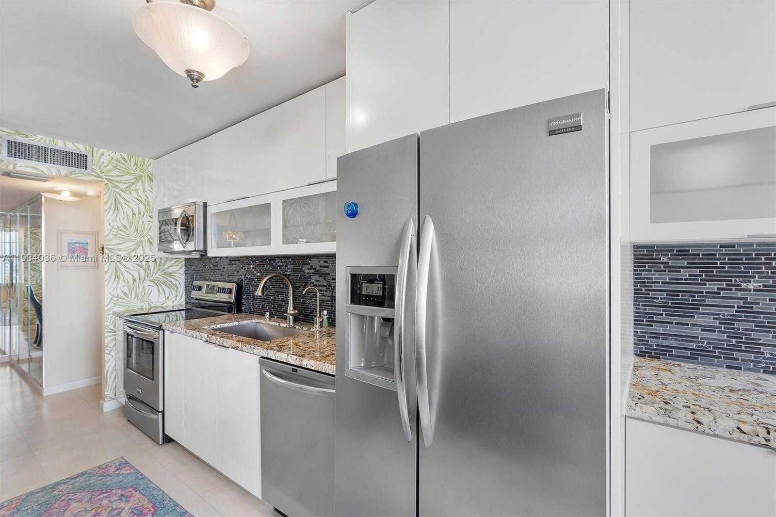 Small Image of 231 174TH ST #1120, Sunny Isles Beach Number 13