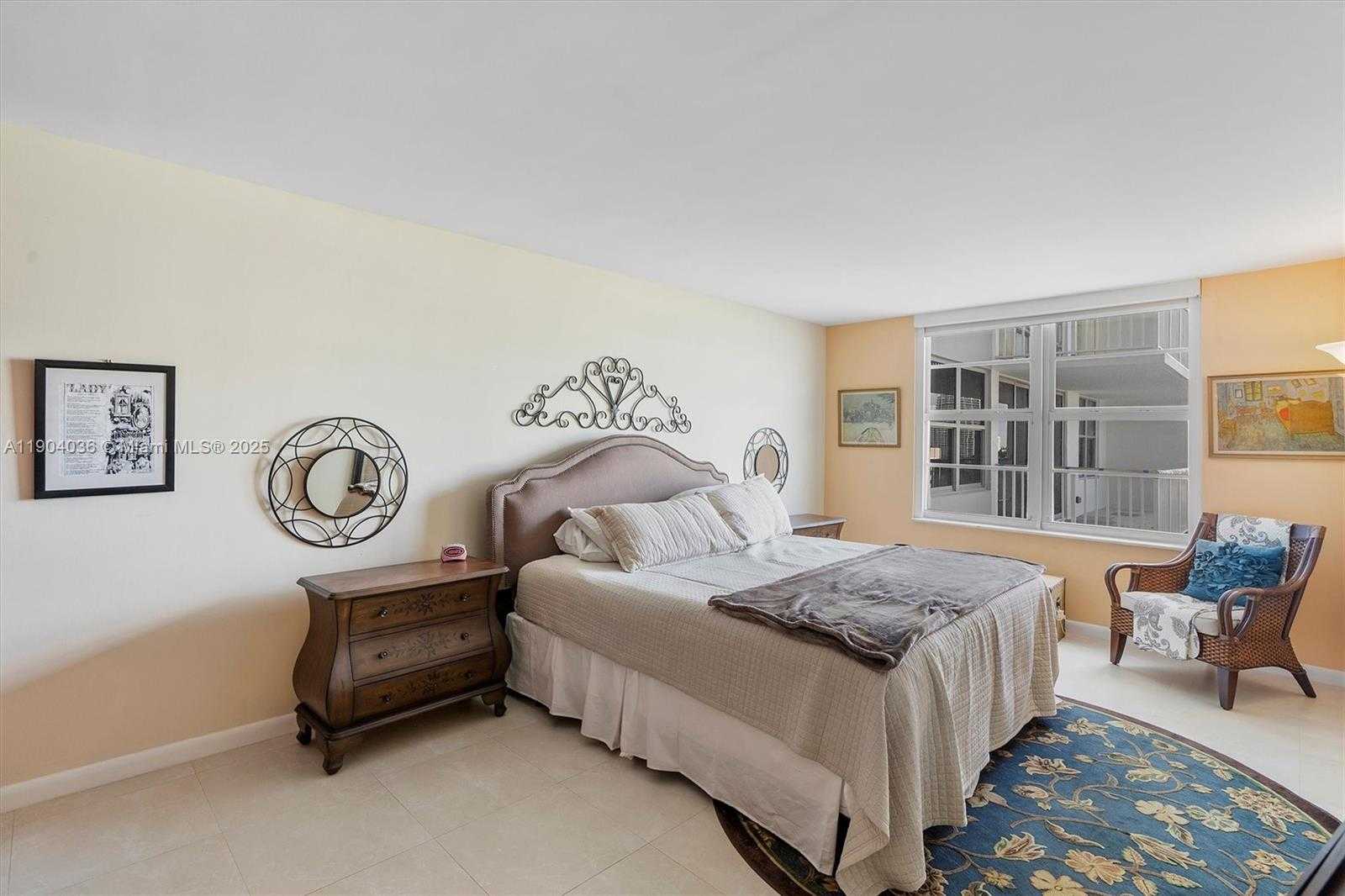 Small Image of 231 174TH ST #1120, Sunny Isles Beach Number 18