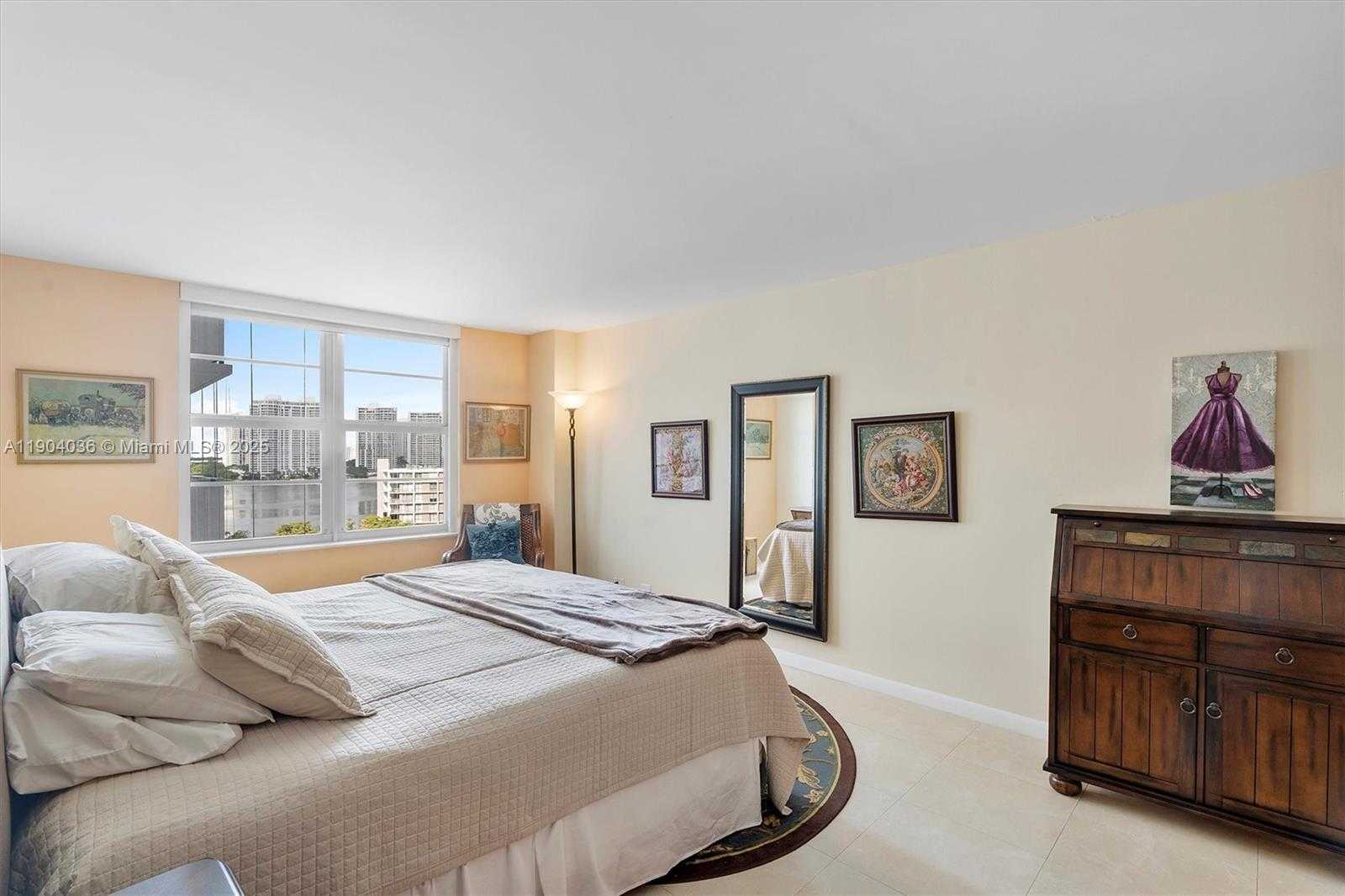 Small Image of 231 174TH ST #1120, Sunny Isles Beach Number 19