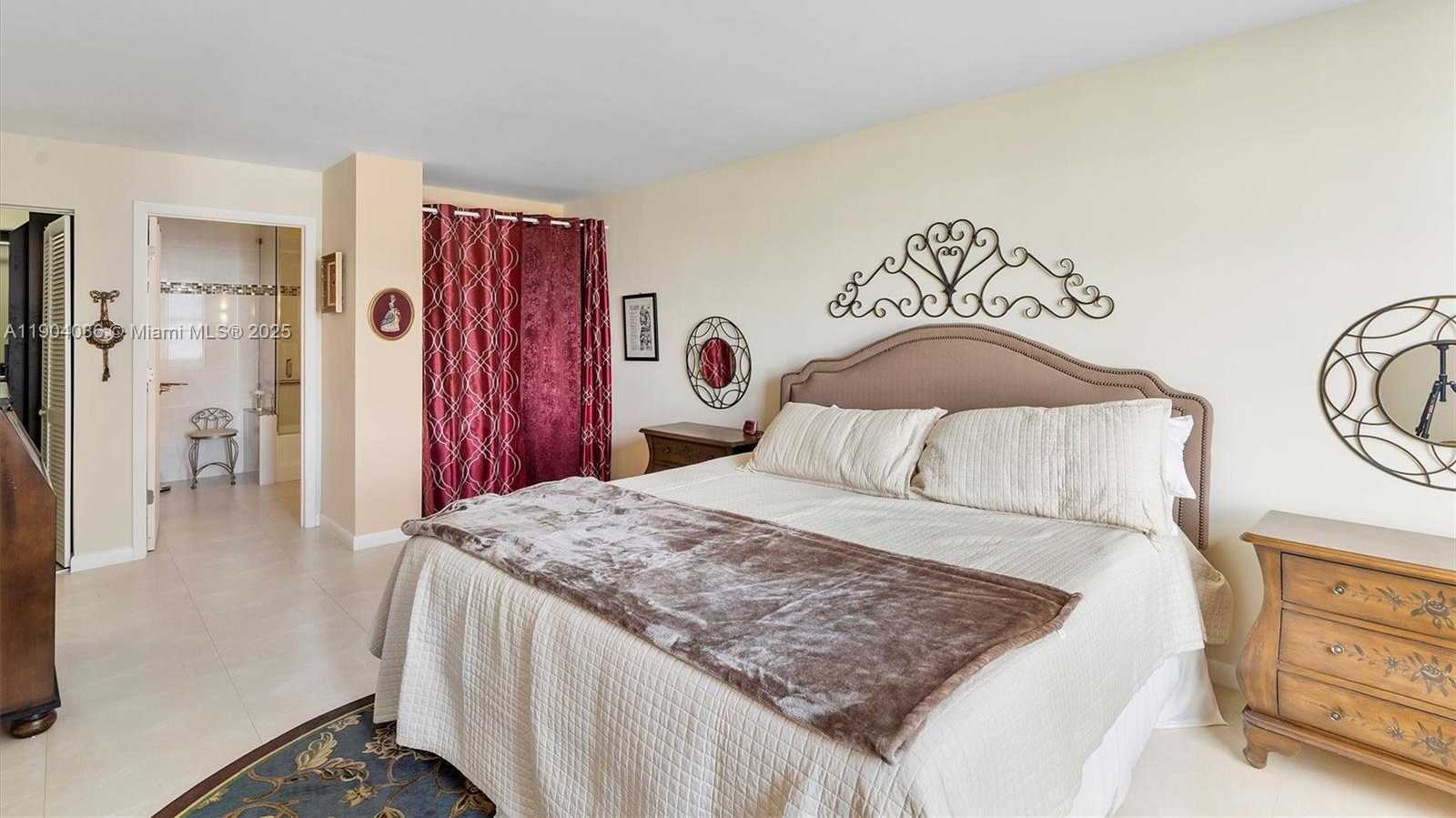 Small Image of 231 174TH ST #1120, Sunny Isles Beach Number 21