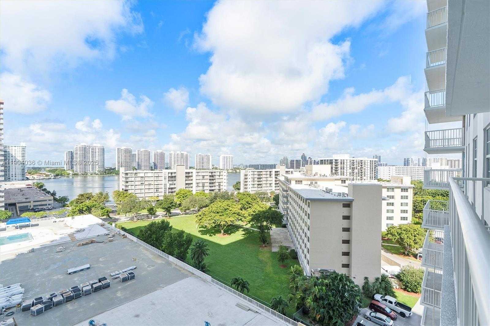 Small Image of 231 174TH ST #1120, Sunny Isles Beach Number 38