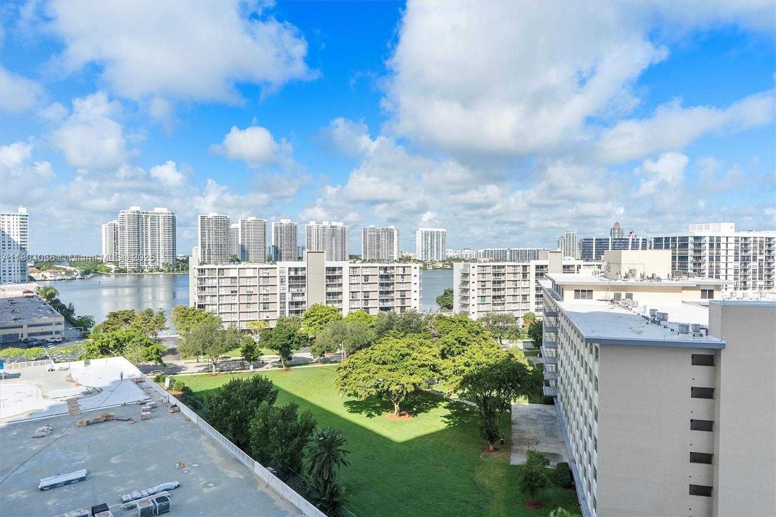 Small Image of 231 174TH ST #1120, Sunny Isles Beach Number 43