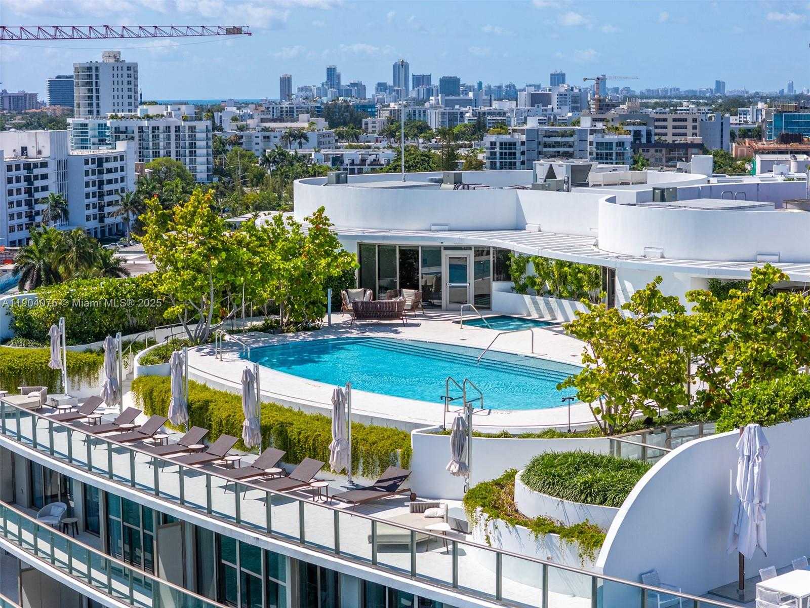 Small Image of 1135 103 #606, Bay Harbor Islands Number 13