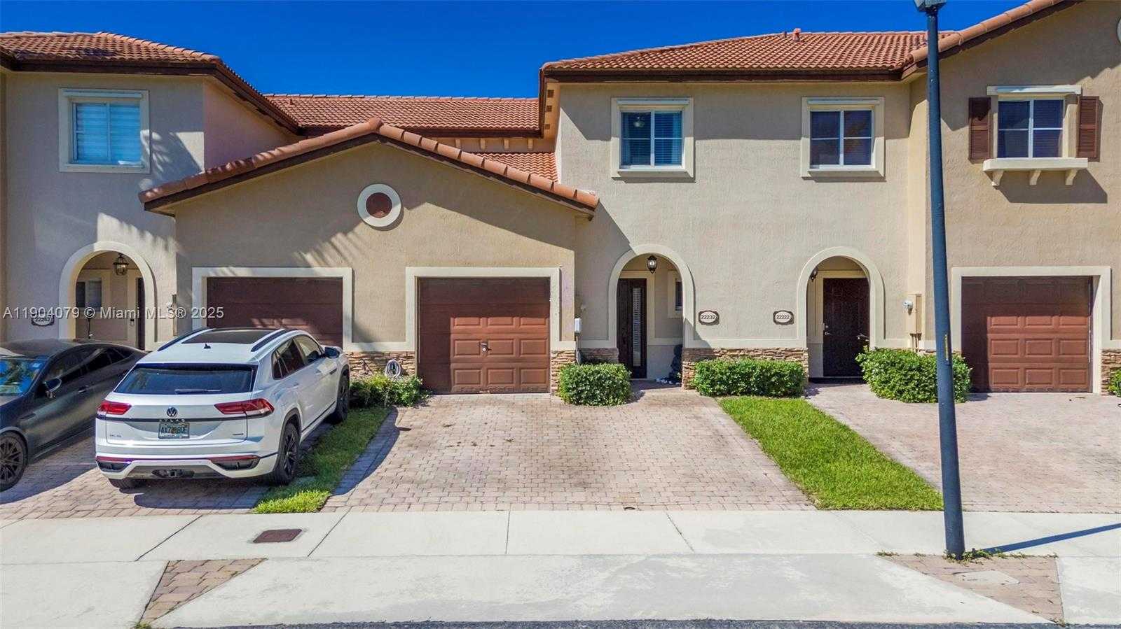 Small Image of 22232 SOUTH WEST 88TH PATH, Cutler Bay Number 3