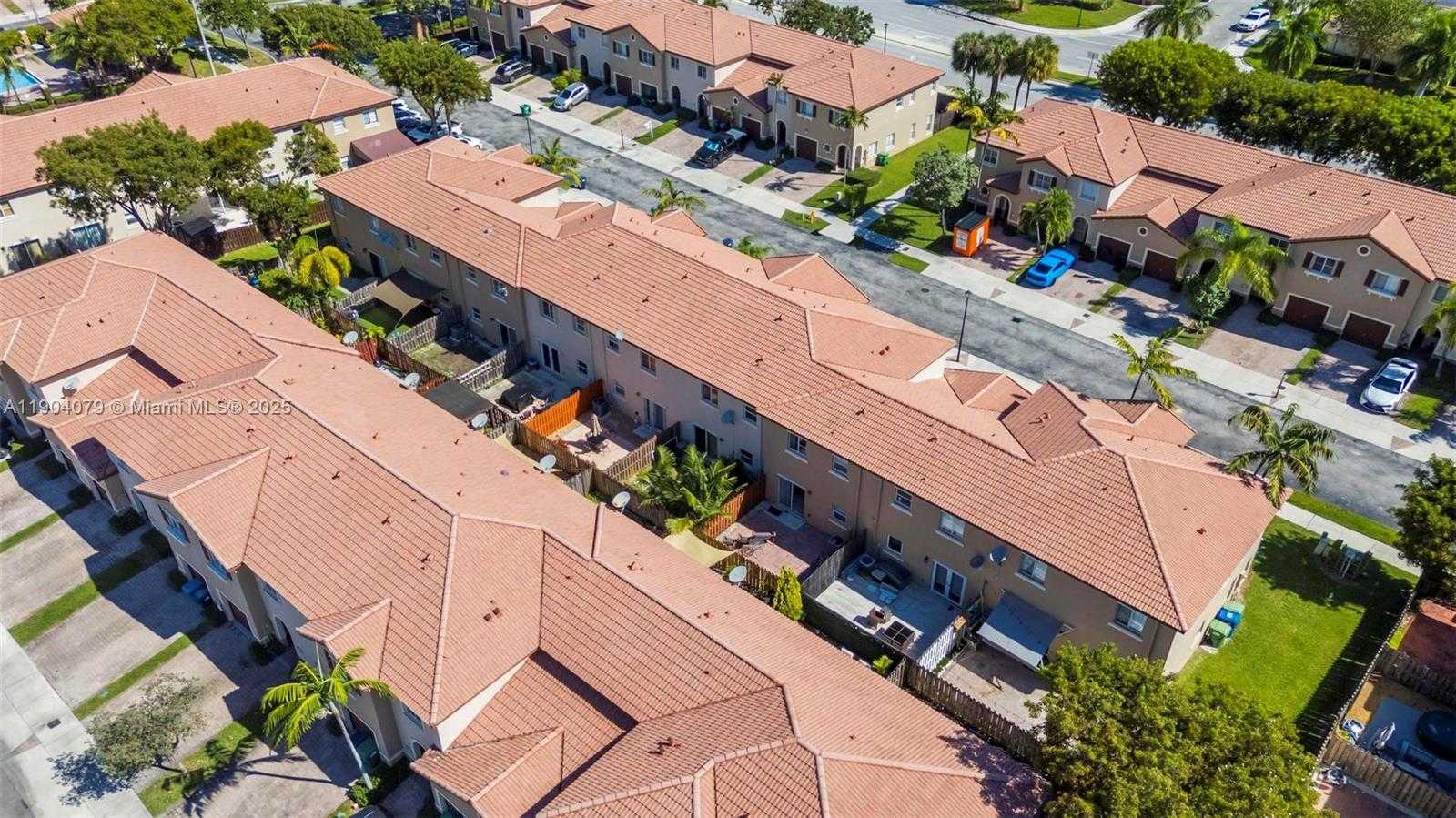 Small Image of 22232 SOUTH WEST 88TH PATH, Cutler Bay Number 43