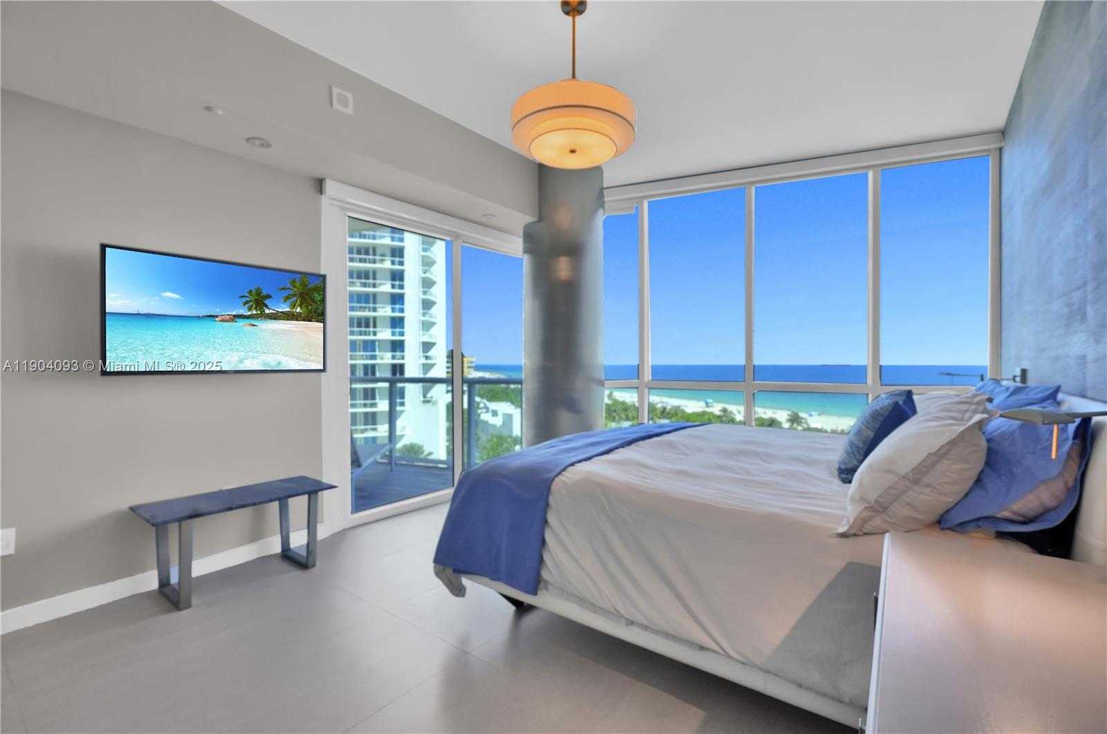 Small Image of 100 SOUTH POINTE DR #909, Miami Beach Number 14