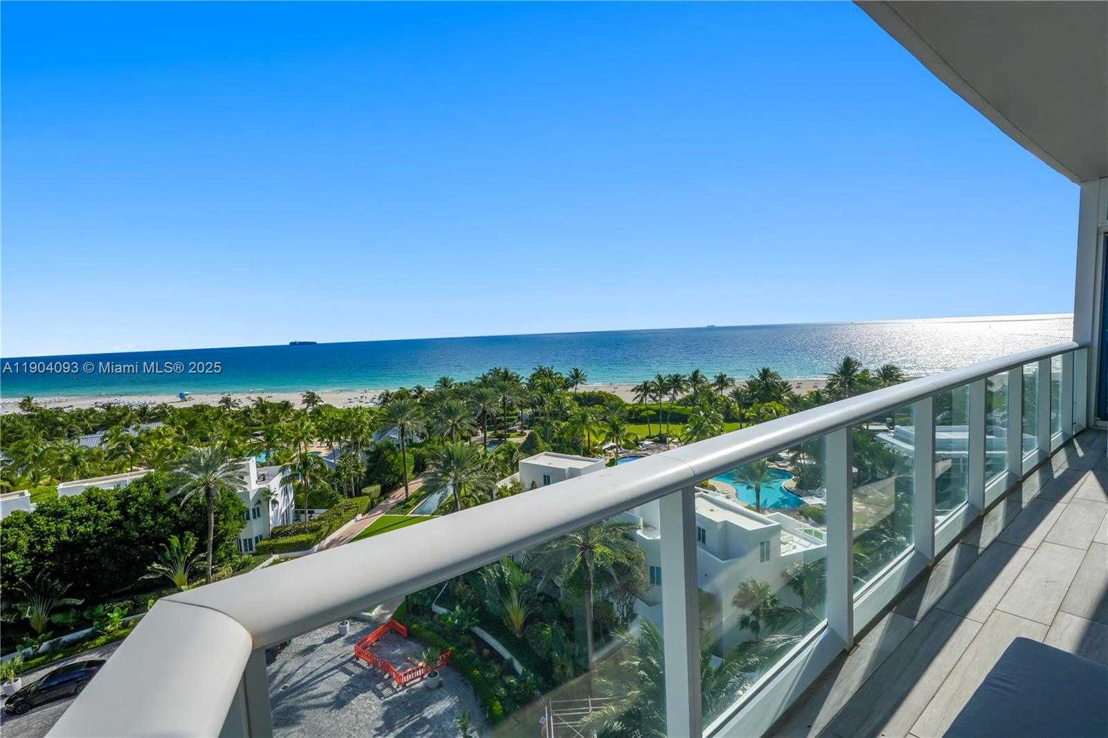 Small Image of 100 SOUTH POINTE DR #909, Miami Beach Number 6