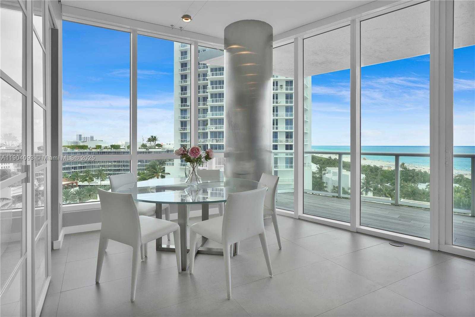 Small Image of 100 SOUTH POINTE DR #909, Miami Beach Number 9