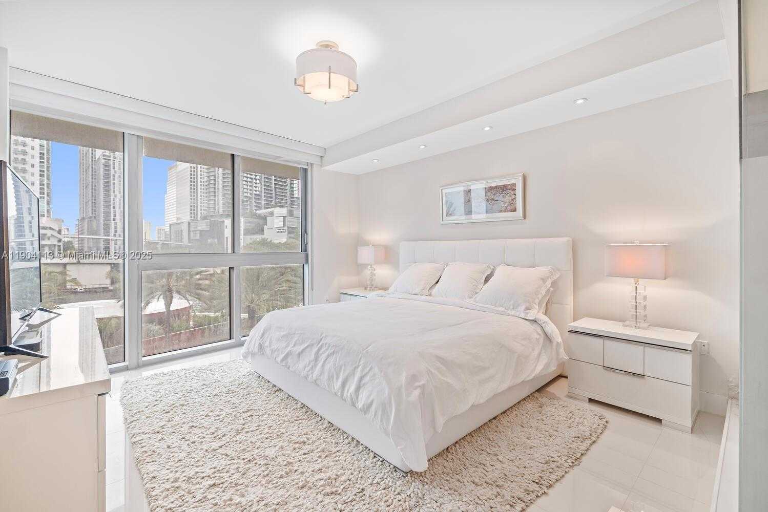 Small Image of 92 SOUTH WEST 3RD ST #310, Miami Number 13