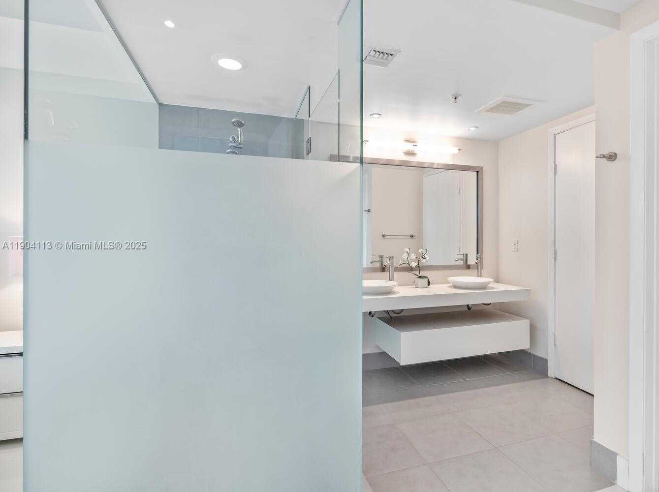 Small Image of 92 SOUTH WEST 3RD ST #310, Miami Number 18