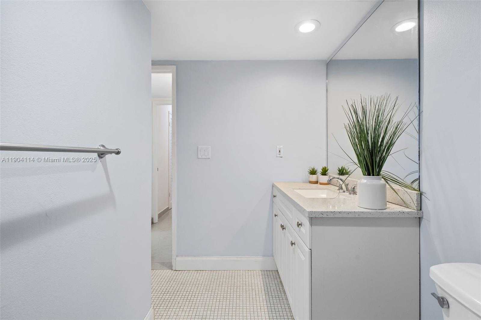 Small Image of 19390 COLLINS AVE #209, Sunny Isles Beach Number 12