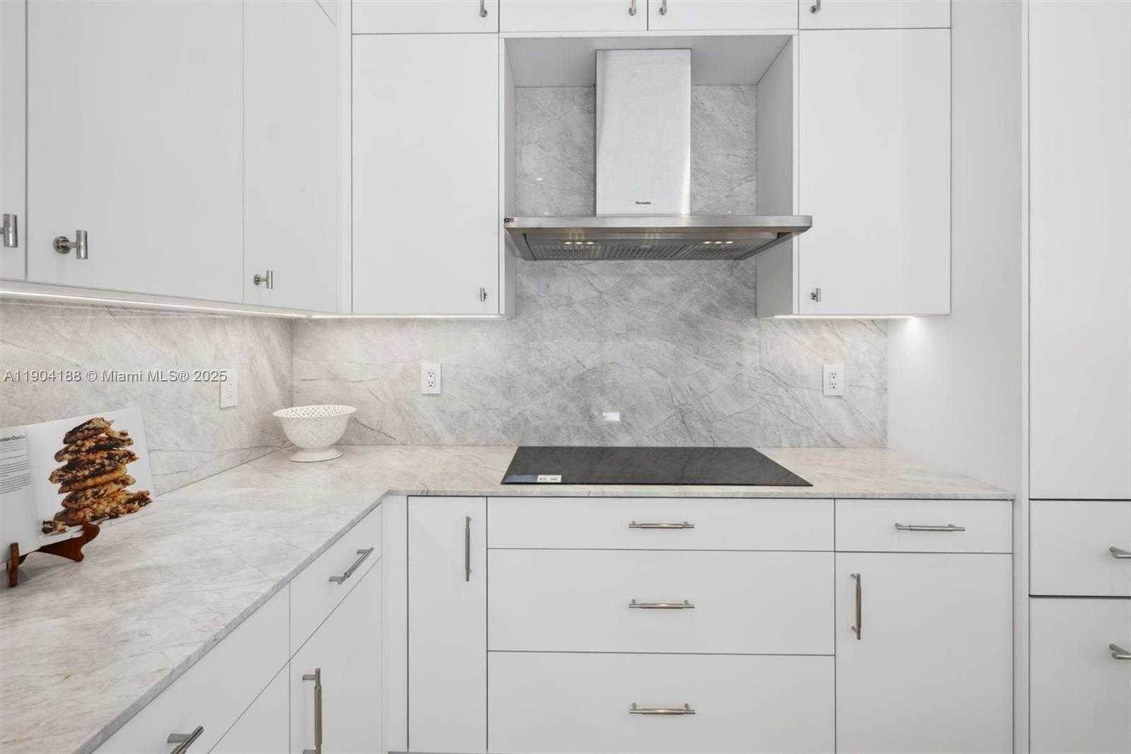 Small Image of 554 NORTH RIVERSIDE DR #B, Pompano Beach Number 15