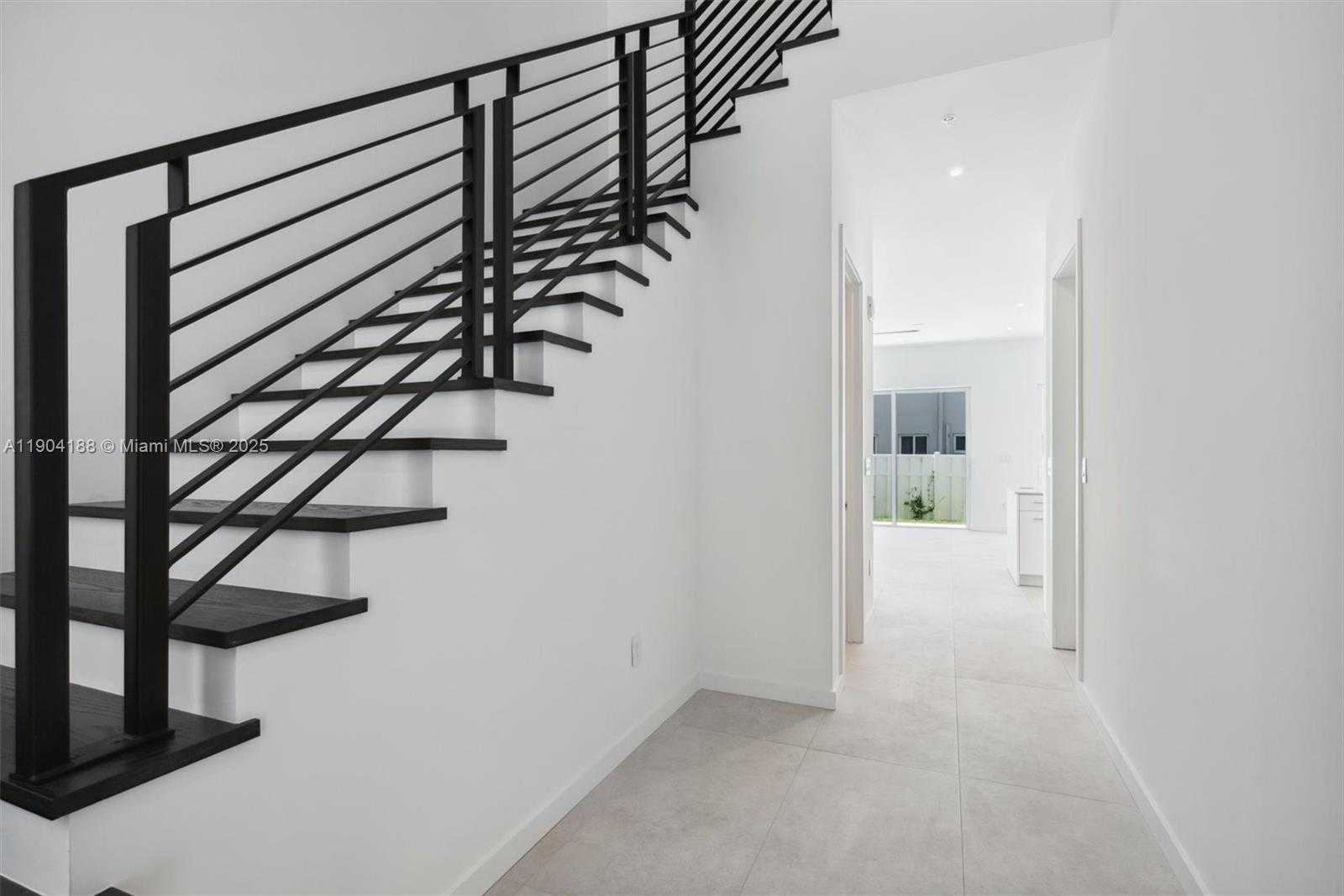 Small Image of 554 NORTH RIVERSIDE DR #B, Pompano Beach Number 25