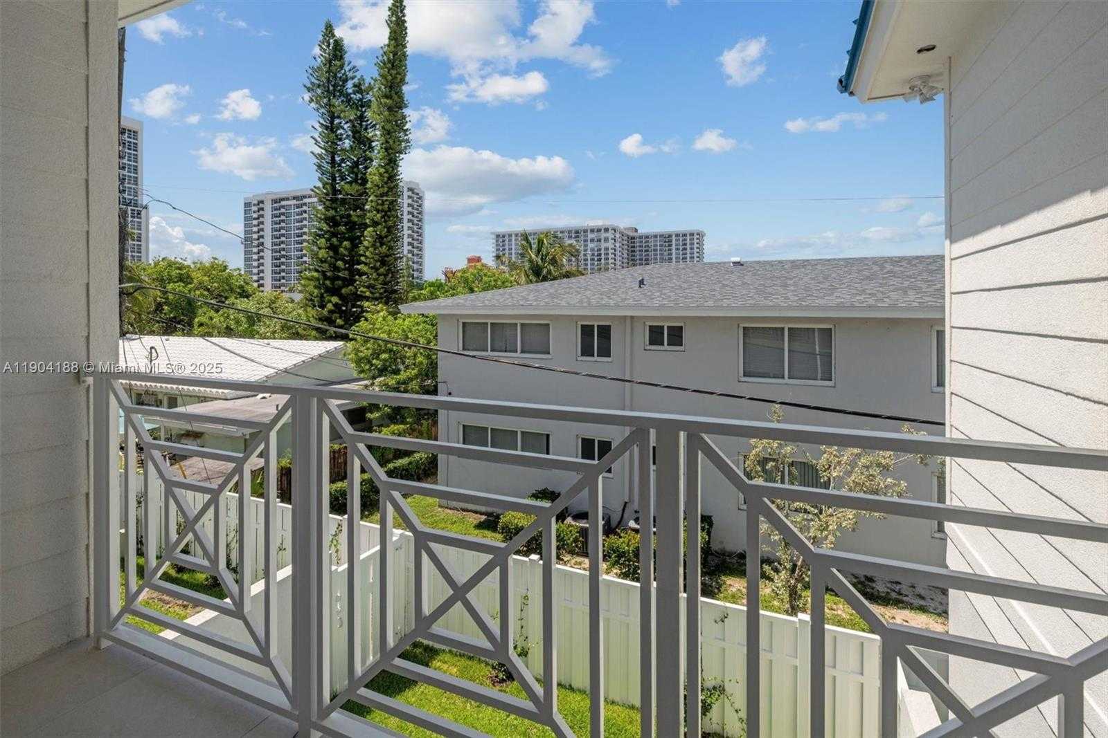 Small Image of 554 NORTH RIVERSIDE DR #B, Pompano Beach Number 44