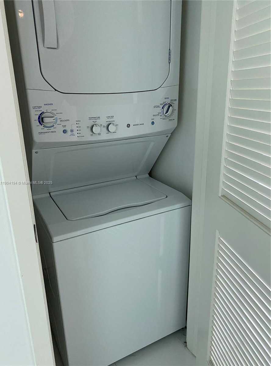 Small Image of 1111 SOUTH WEST 1ST AVE #2516-N, Miami Number 13