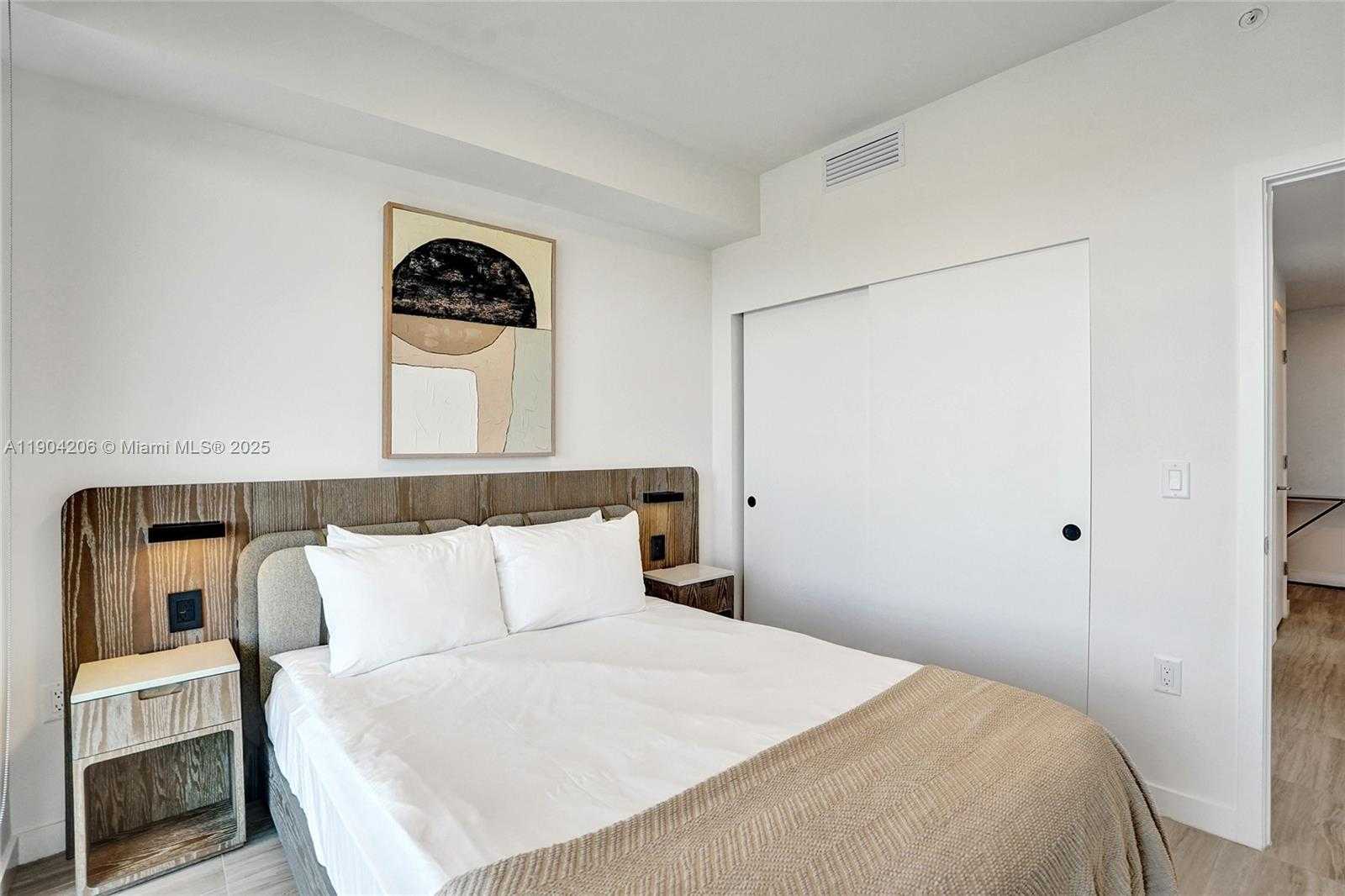 Small Image of 580 72ND ST #810, Miami Beach Number 21
