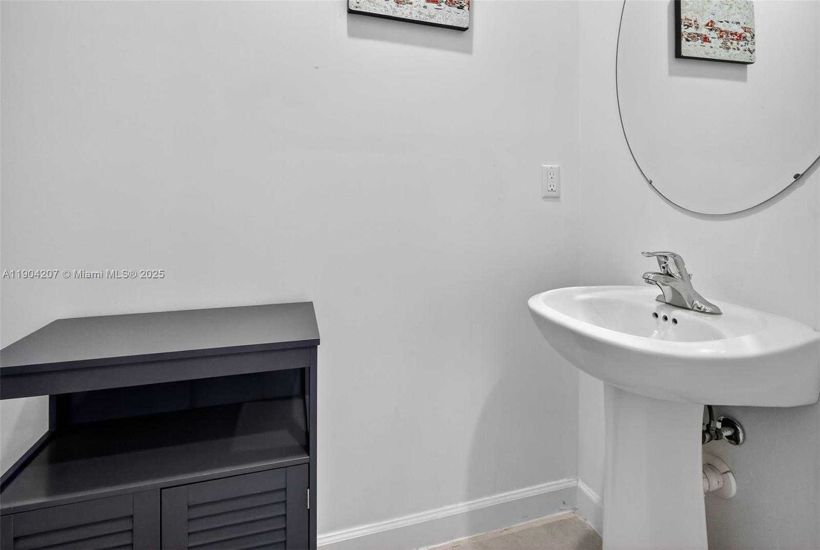 Small Image of 12936 NORTH WEST 22ND PL, Miami Number 11