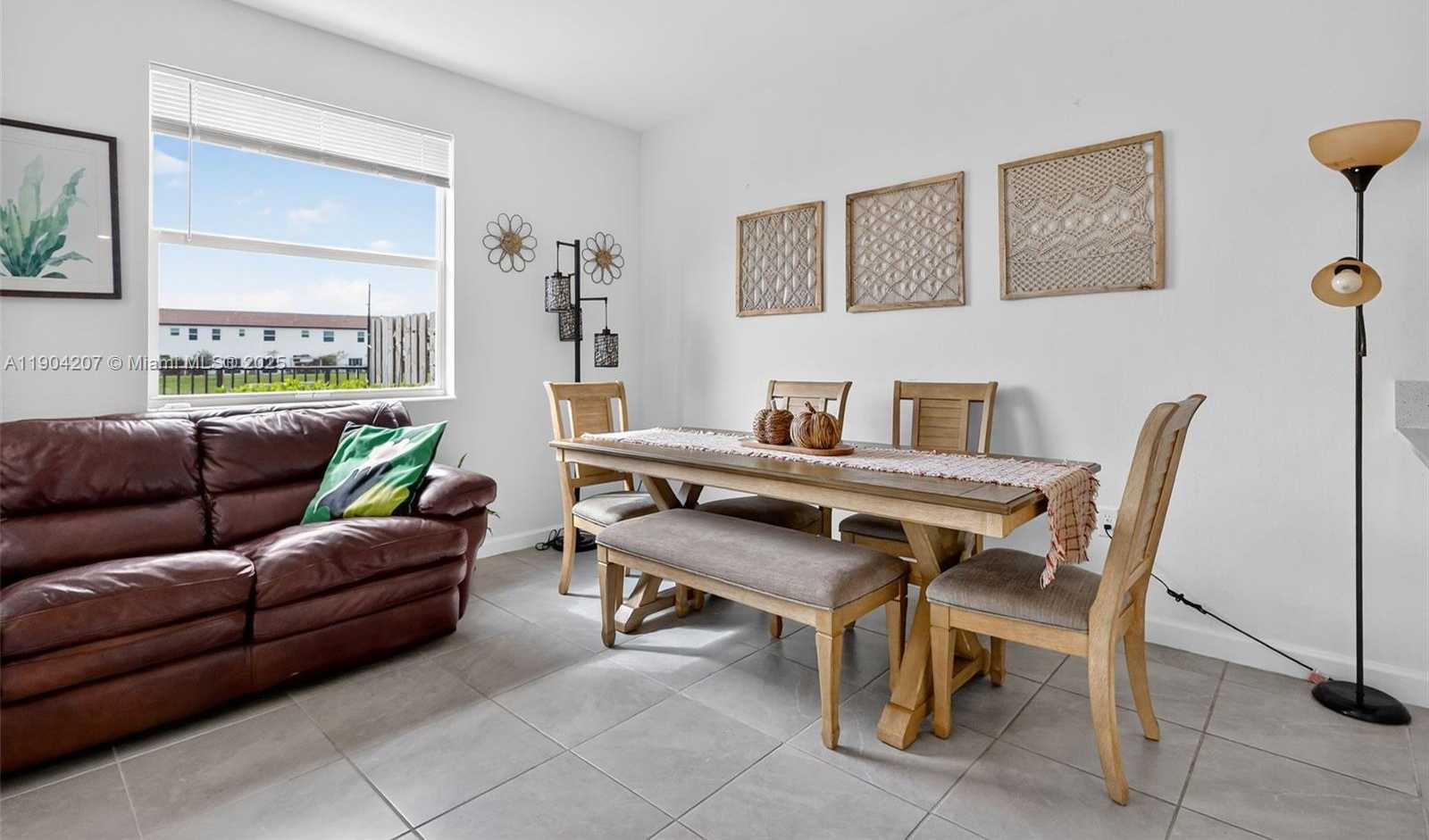 Small Image of 12936 NORTH WEST 22ND PL, Miami Number 14