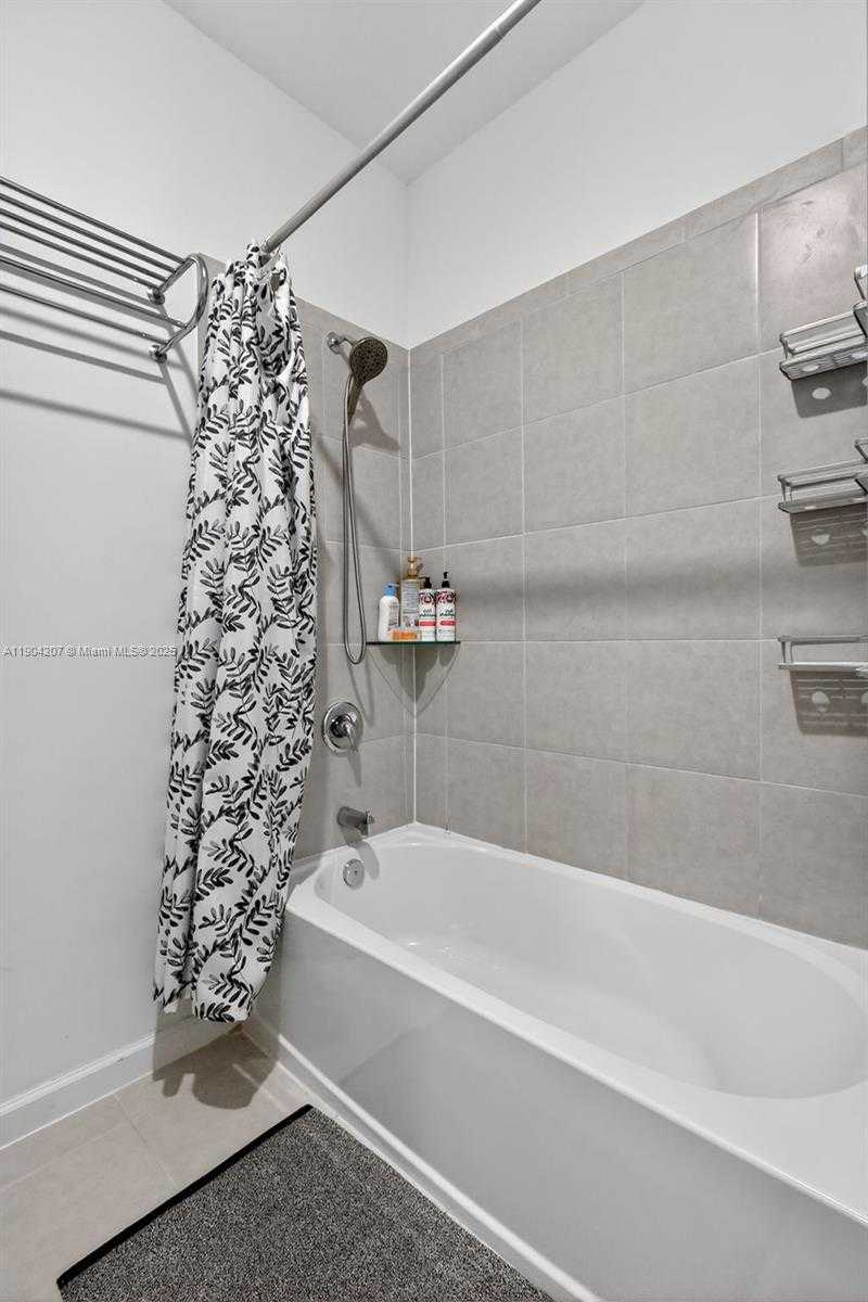 Small Image of 12936 NORTH WEST 22ND PL, Miami Number 34