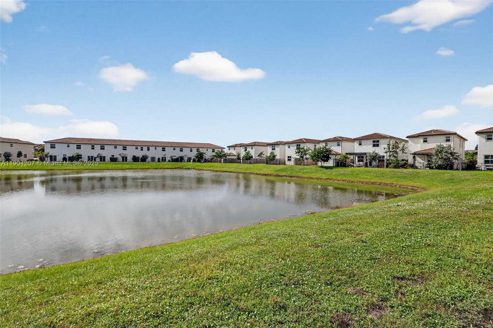 Small Image of 12936 NORTH WEST 22ND PL, Miami Number 44