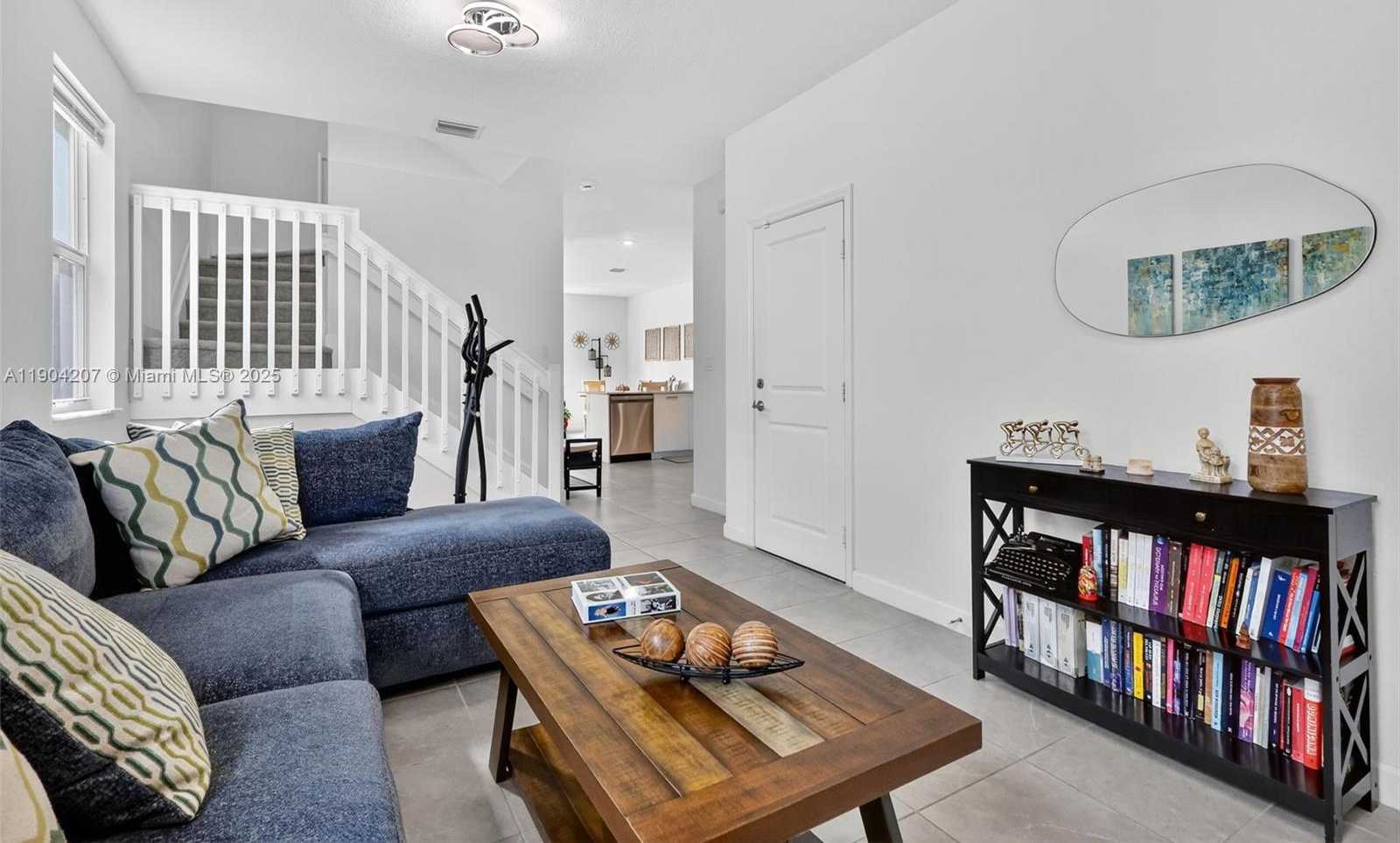 Small Image of 12936 NORTH WEST 22ND PL, Miami Number 6