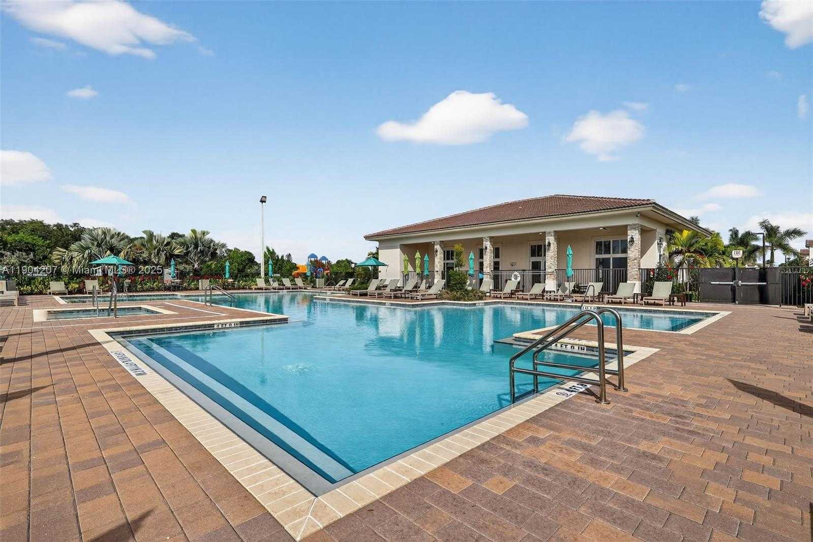 Small Image of 12936 NORTH WEST 22ND PL, Miami Number 61