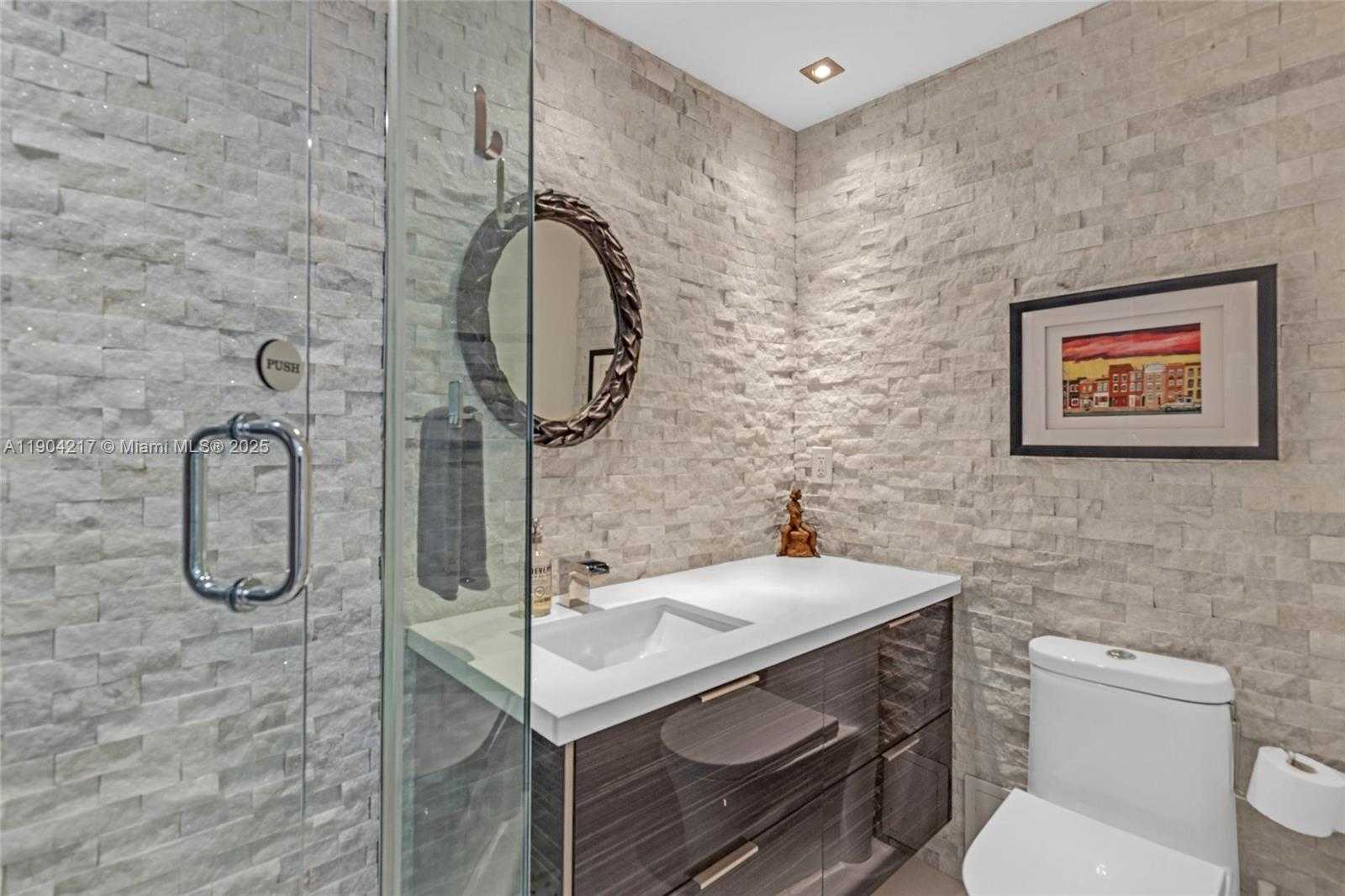 Small Image of 1950 SOUTH OCEAN DR #22N, Hallandale Beach Number 16