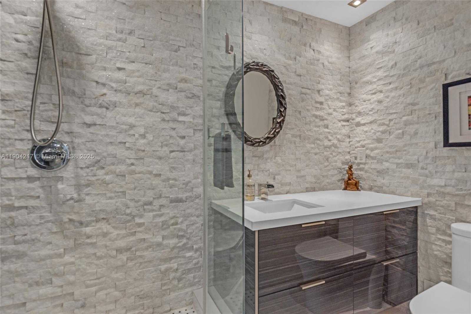 Small Image of 1950 SOUTH OCEAN DR #22N, Hallandale Beach Number 17