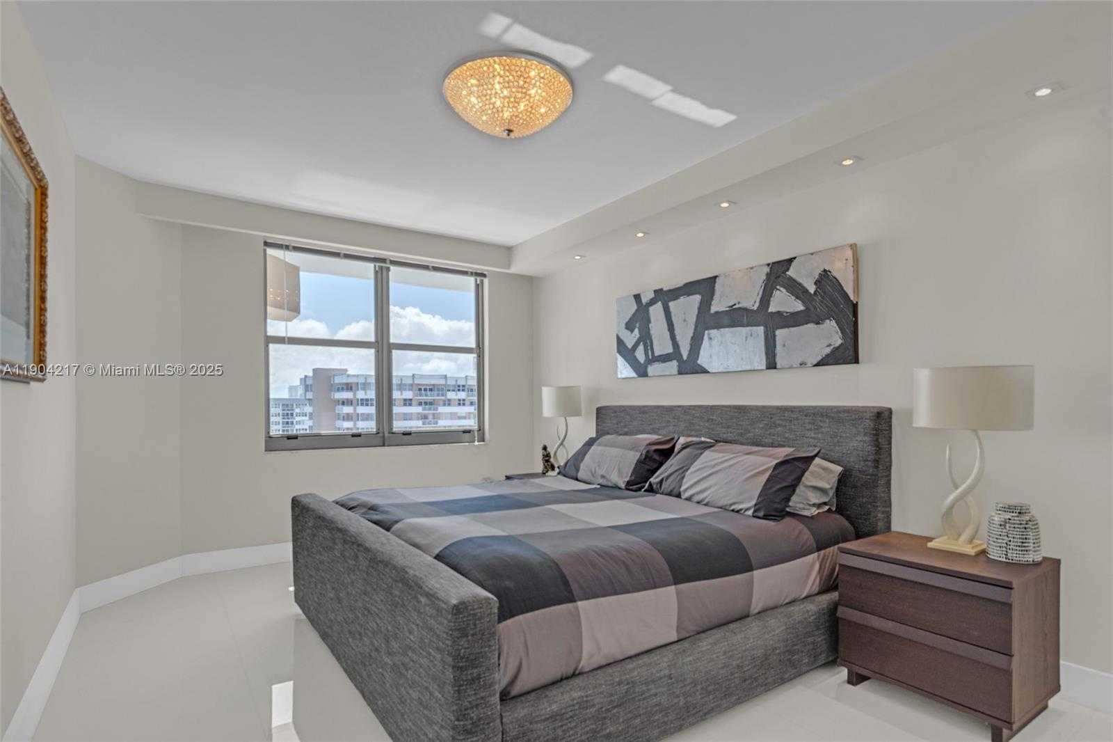 Small Image of 1950 SOUTH OCEAN DR #22N, Hallandale Beach Number 20