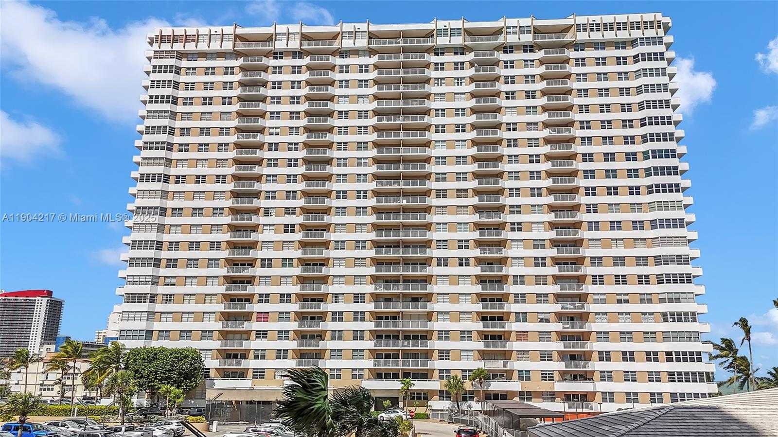 Small Image of 1950 SOUTH OCEAN DR #22N, Hallandale Beach Number 42