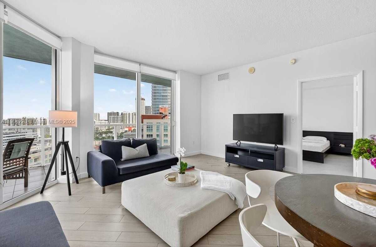 Small Image of 1900 NORTH BAYSHORE DR #1518, Miami Number 21