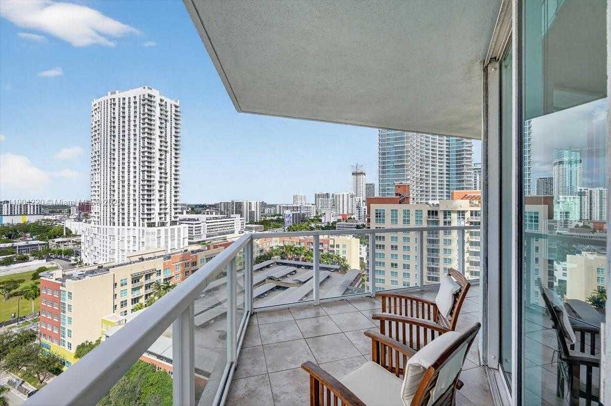 Small Image of 1900 NORTH BAYSHORE DR #1518, Miami Number 35