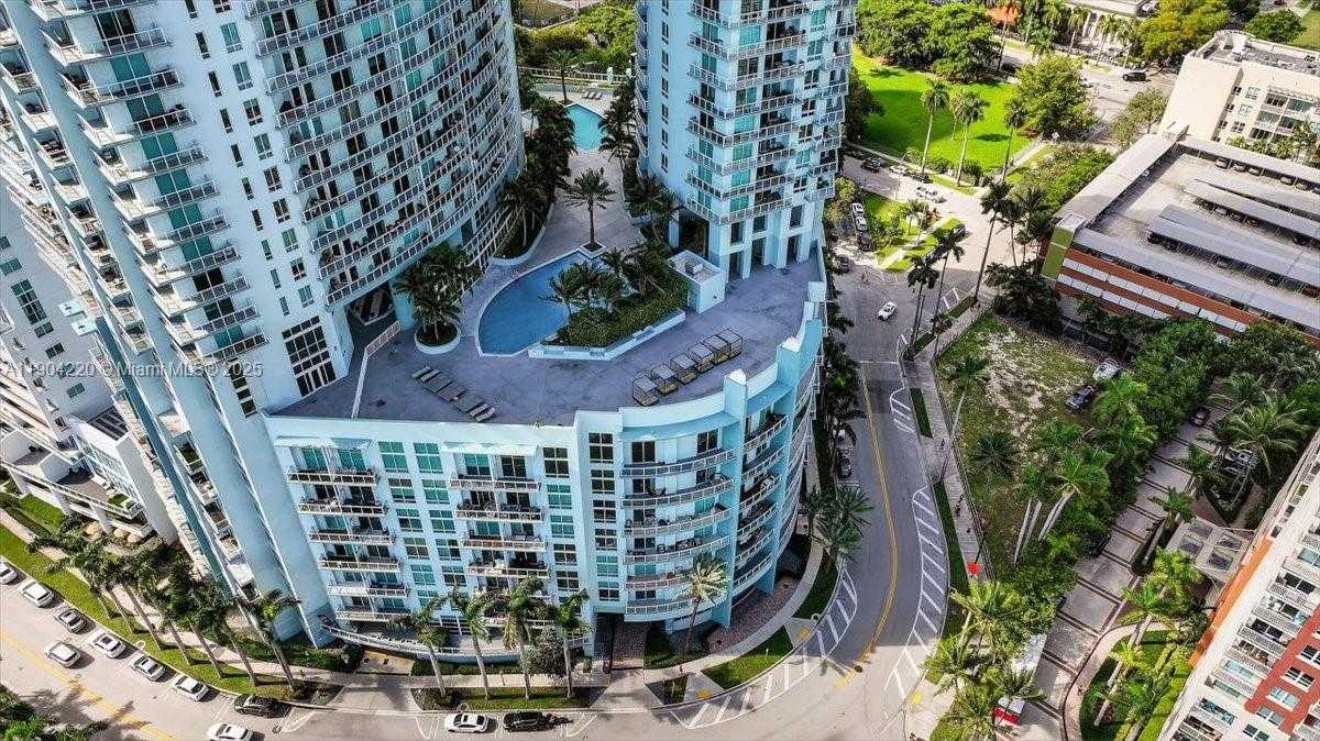 Small Image of 1900 NORTH BAYSHORE DR #1518, Miami Number 41