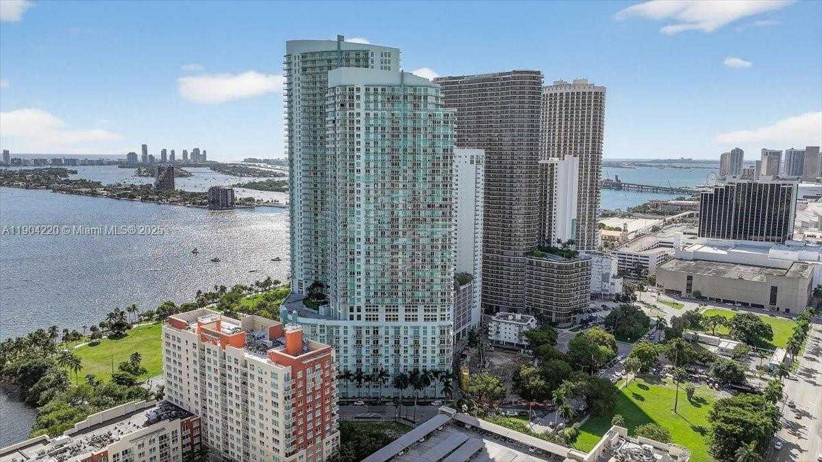 Small Image of 1900 NORTH BAYSHORE DR #1518, Miami Number 48