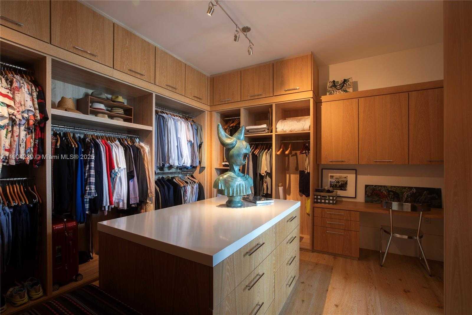 Small Image of 2675 SOUTH BAYSHORE DR #1601S, Miami Number 20