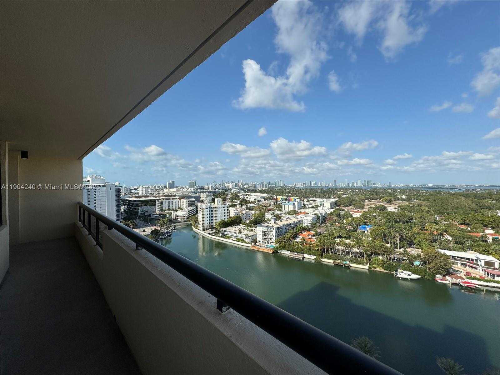 Small Image of 2555 COLLINS AVE #2002, Miami Beach Number 19