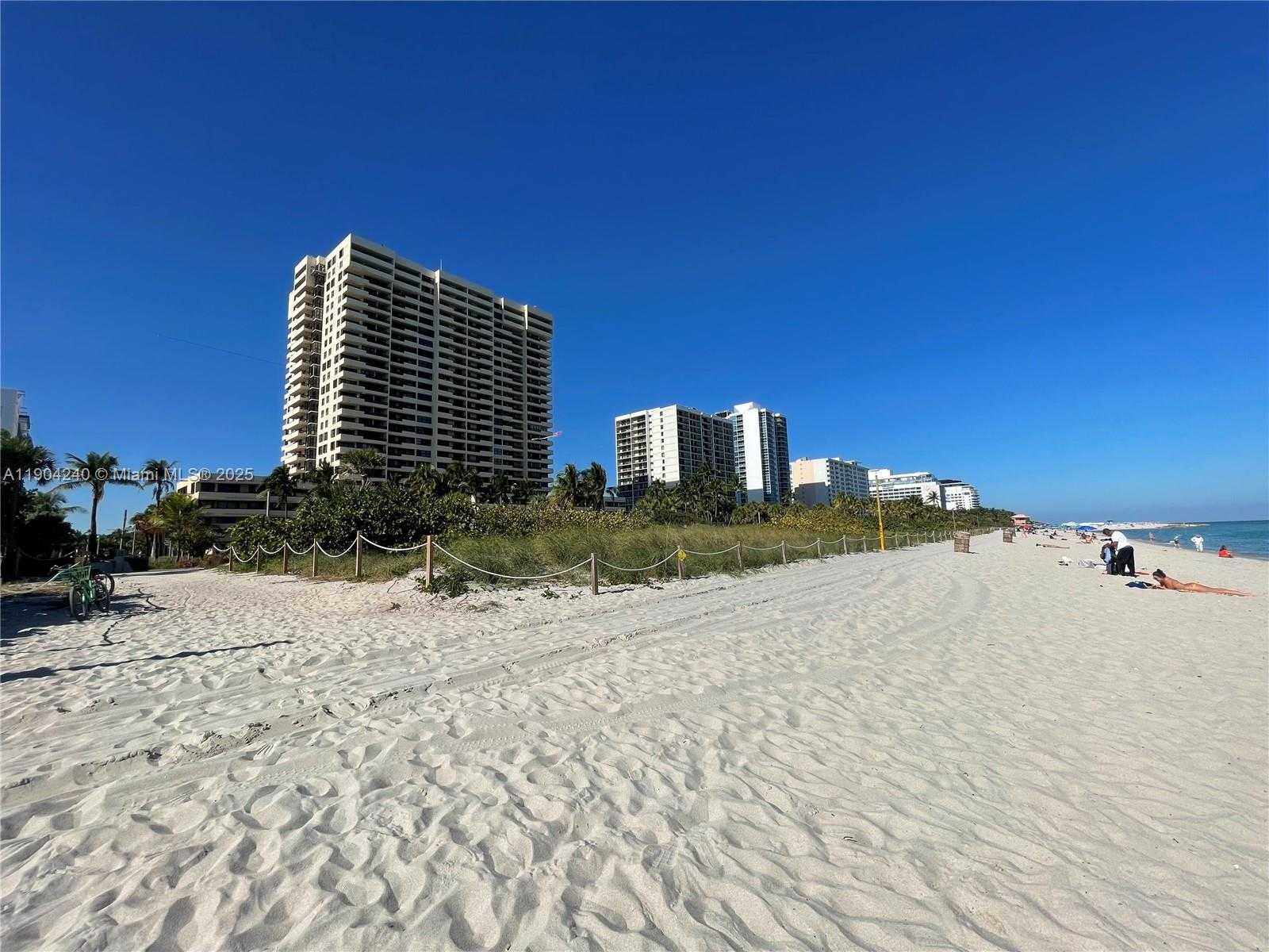 Small Image of 2555 COLLINS AVE #2002, Miami Beach Number 56