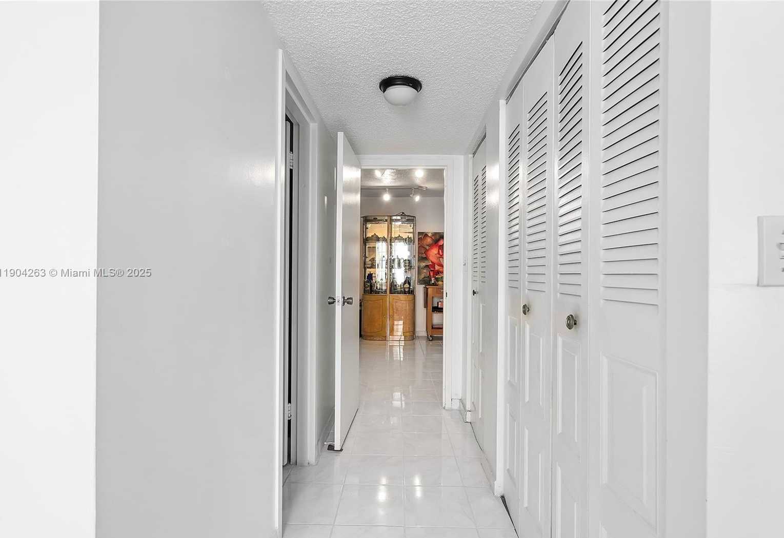 Small Image of 301 174TH ST #2208, Sunny Isles Beach Number 21