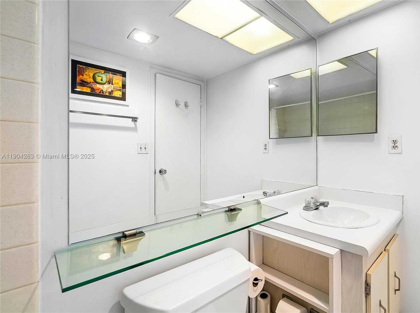 Small Image of 301 174TH ST #2208, Sunny Isles Beach Number 34