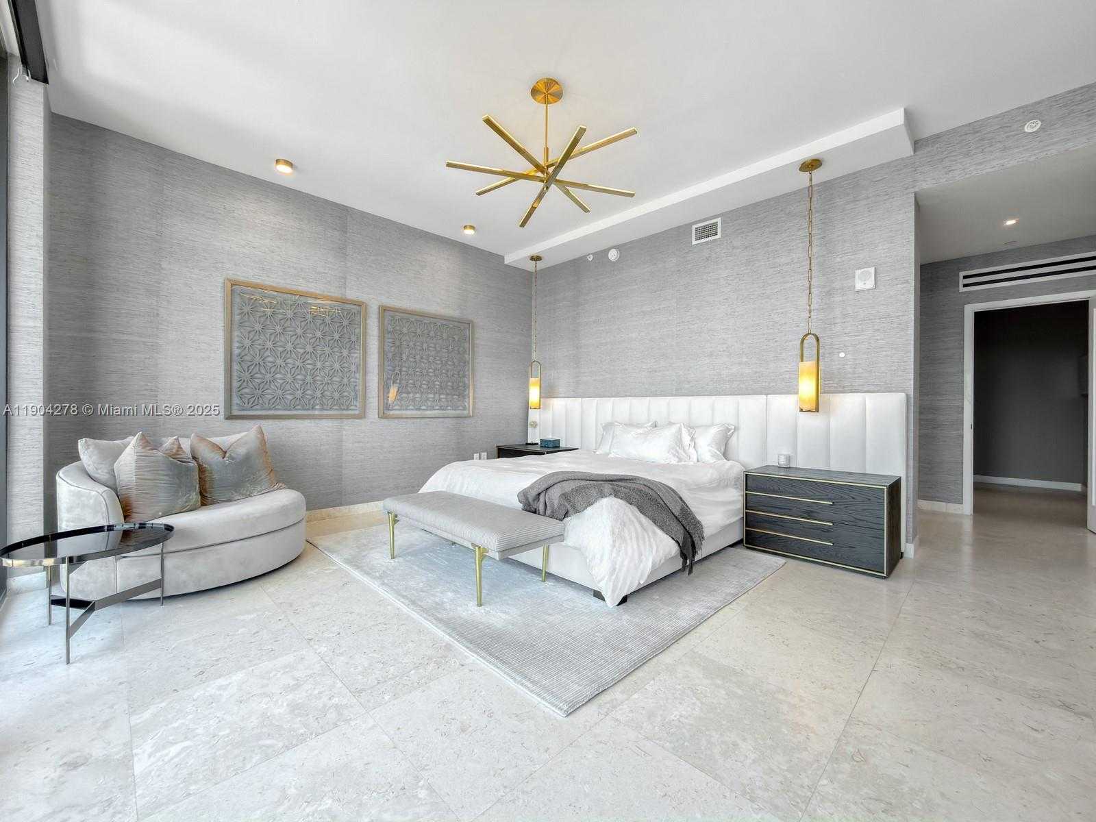 Small Image of 3581 EAST GLENCOE ST #501, Miami Number 14