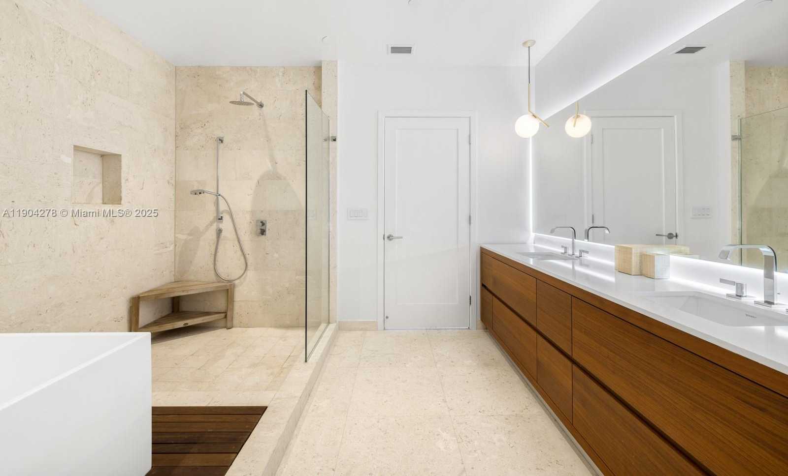 Small Image of 3581 EAST GLENCOE ST #501, Miami Number 18