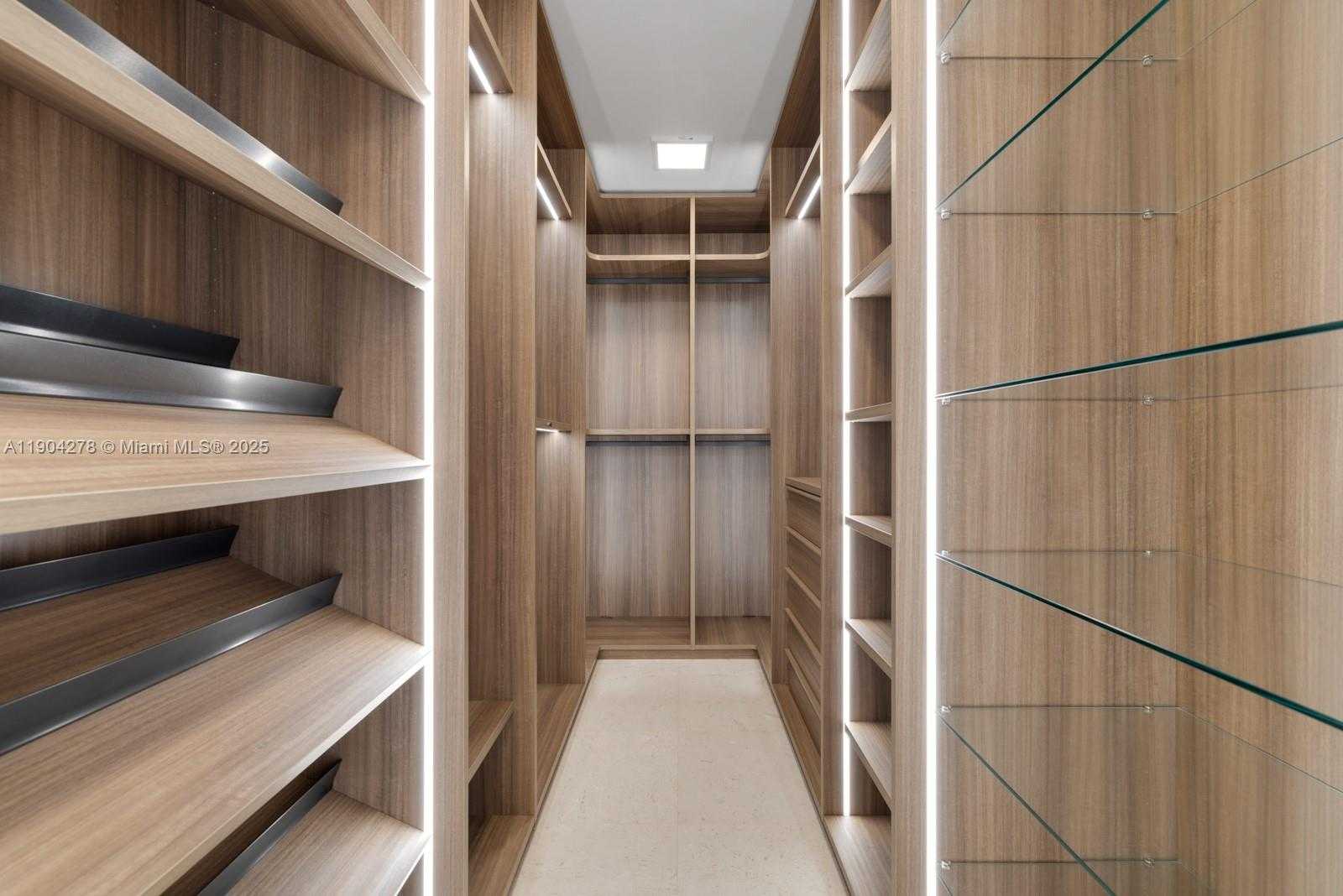 Small Image of 3581 EAST GLENCOE ST #501, Miami Number 21