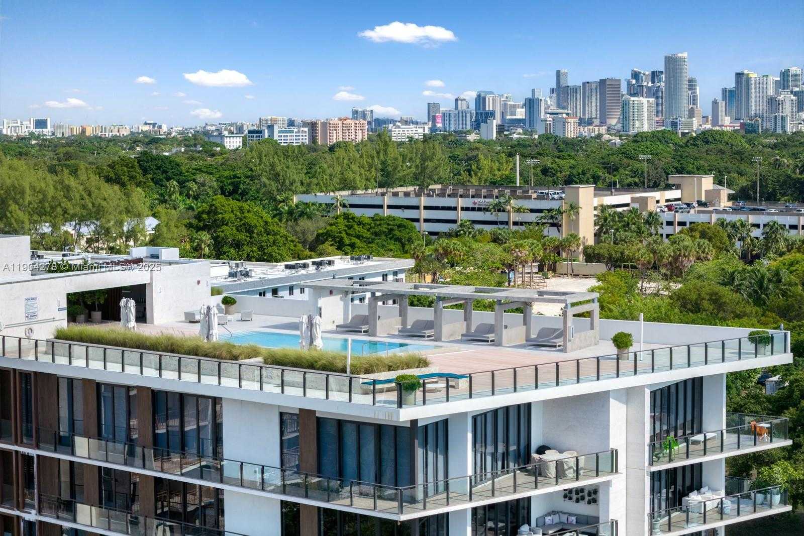 Small Image of 3581 EAST GLENCOE ST #501, Miami Number 52