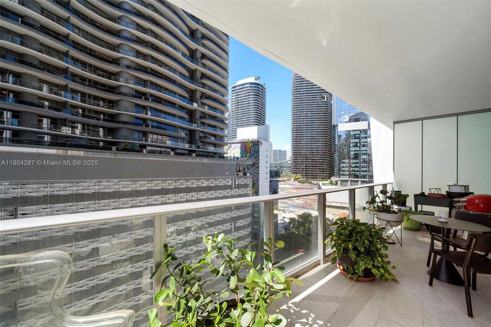 Small Image of 1010 BRICKELL AVE #1706, Miami Number 16