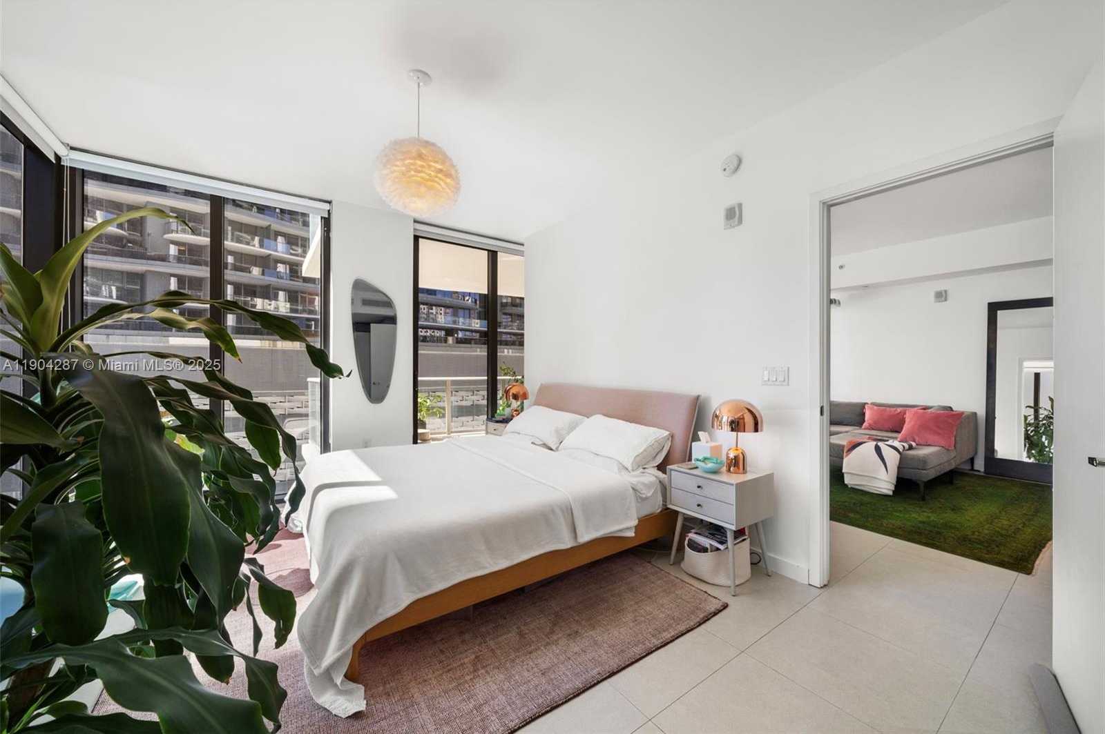 Small Image of 1010 BRICKELL AVE #1706, Miami Number 21