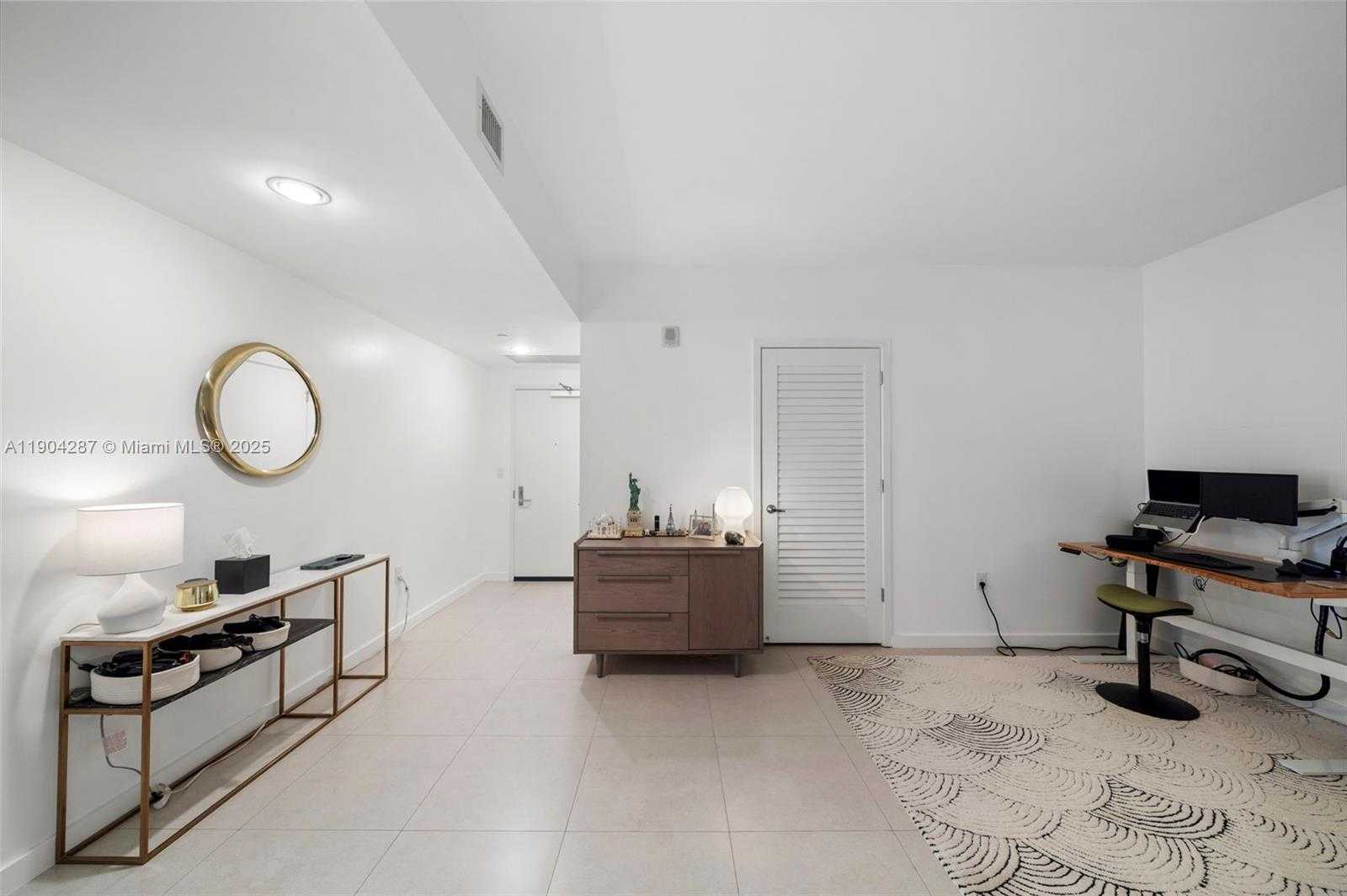 Small Image of 1010 BRICKELL AVE #1706, Miami Number 26