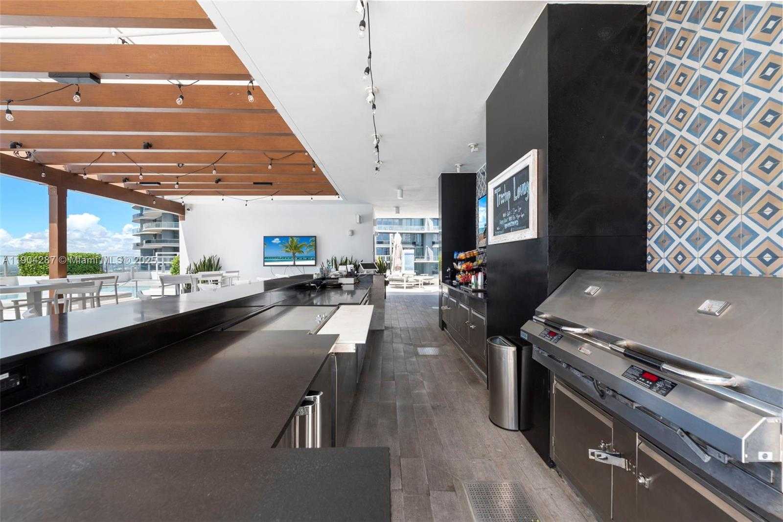 Small Image of 1010 BRICKELL AVE #1706, Miami Number 33